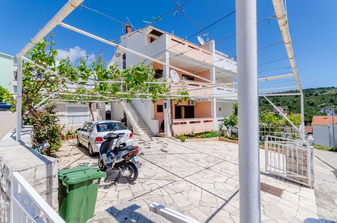 Apartments Kursan Трогир Экстерьер фото